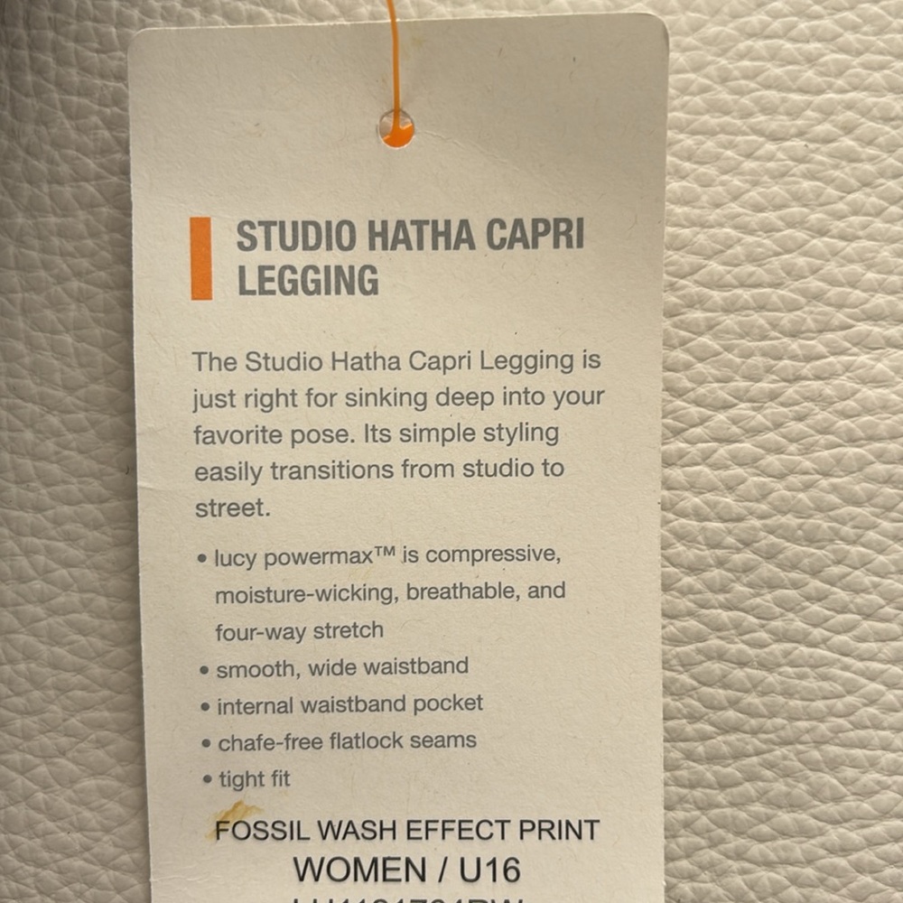 Lucy Studio Hatha Capri Leggings View 3